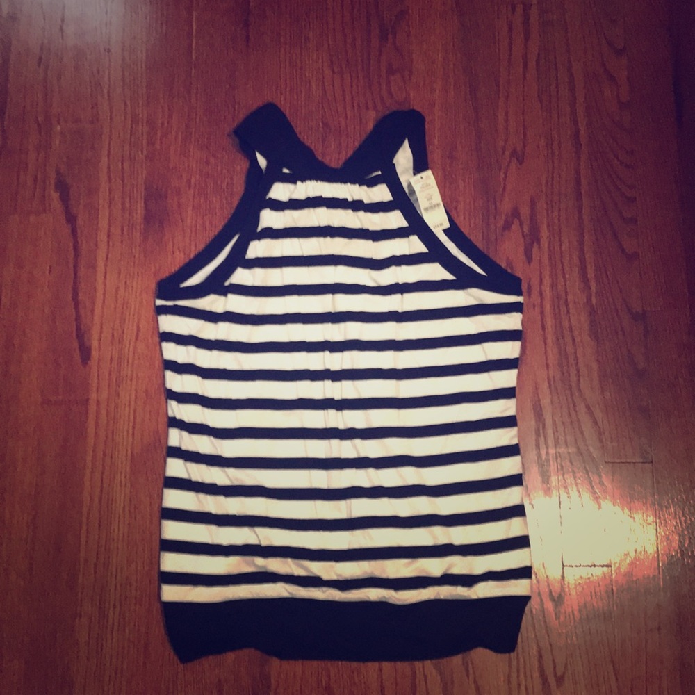 NWT B&W Tie Back Top From White House Black Market
